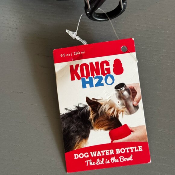 KONG Stainless Steel Dog Water Bottle, Black, 9.5-oz - Picture 6 of 9